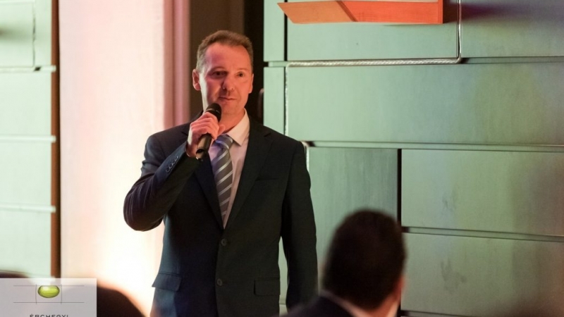 2019.-evi-uzleti-vacsora-10